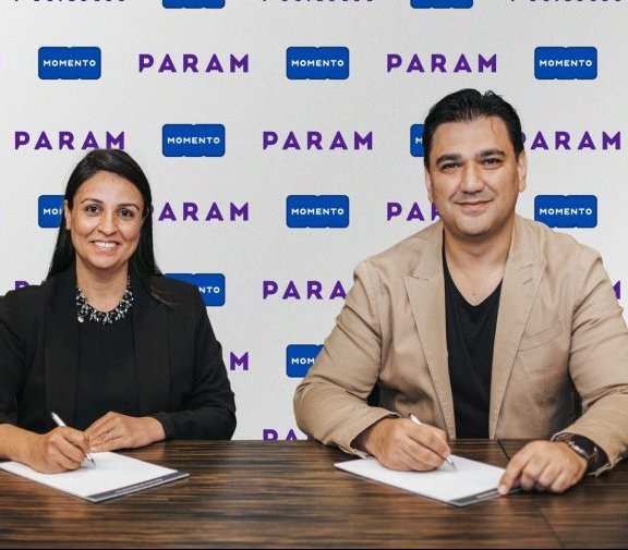 Param, Momento’ya ortak oldu